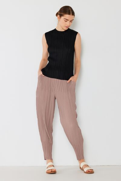 Marina West Swim Pleated Relaxed-Fit Jogger